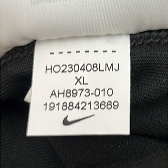 EUC Nike DriFIT 1/4 Zip Running Top XL - Picture 10 of 11